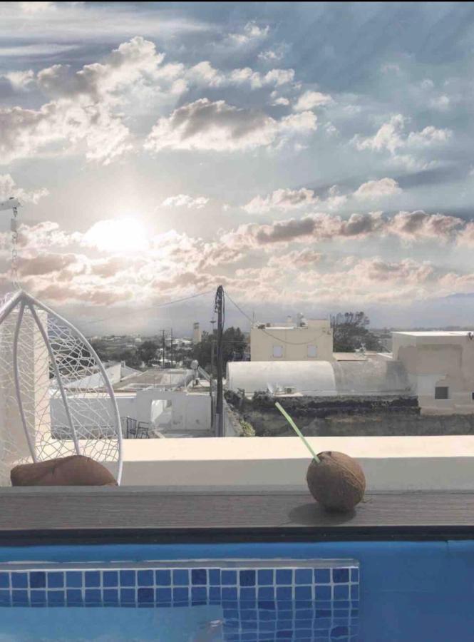 Amaryllis Suites Santorini Фіра Екстер'єр фото