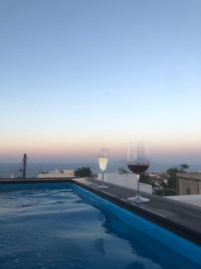 Amaryllis Suites Santorini Фіра Екстер'єр фото