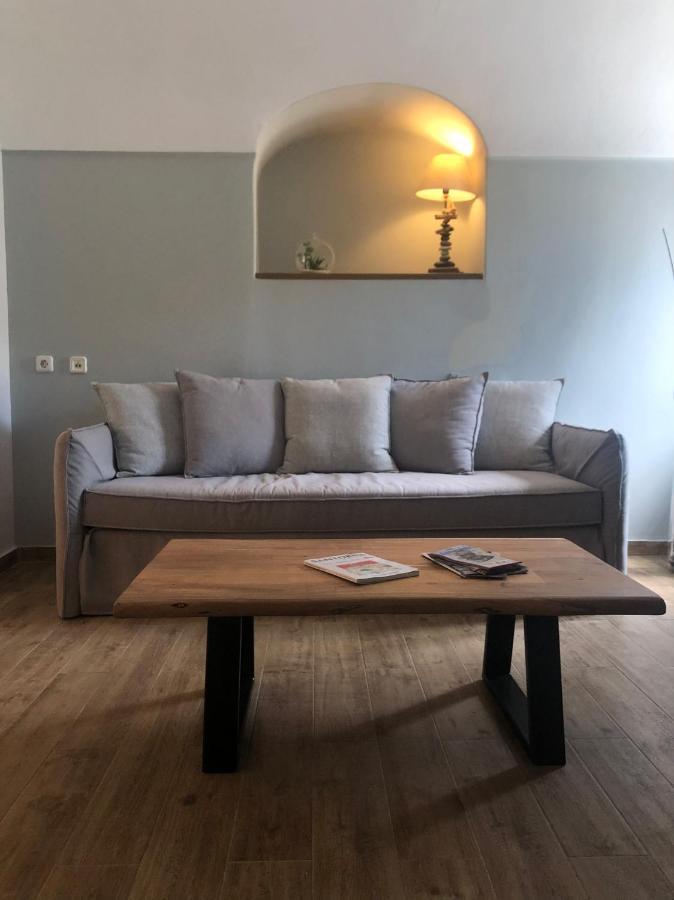 Amaryllis Suites Santorini Фіра Екстер'єр фото