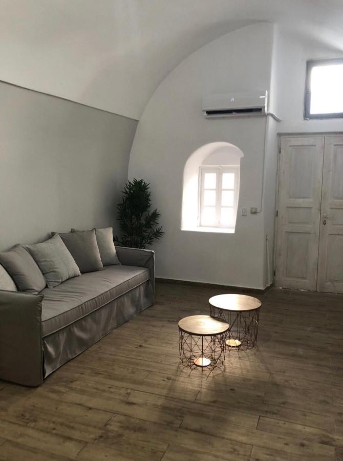 Amaryllis Suites Santorini Фіра Екстер'єр фото