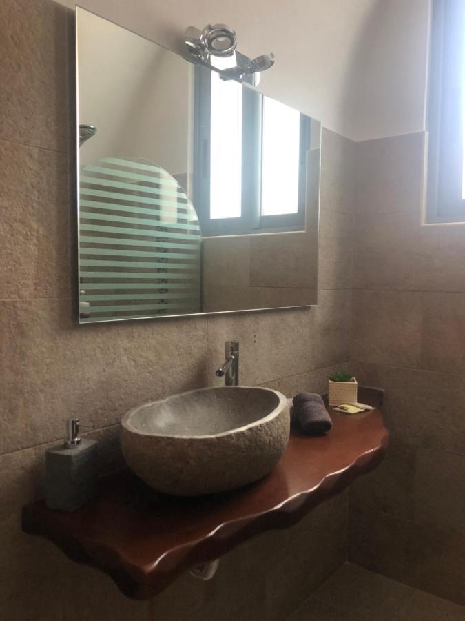 Amaryllis Suites Santorini Фіра Екстер'єр фото