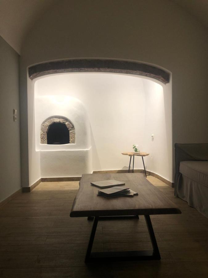 Amaryllis Suites Santorini Фіра Екстер'єр фото