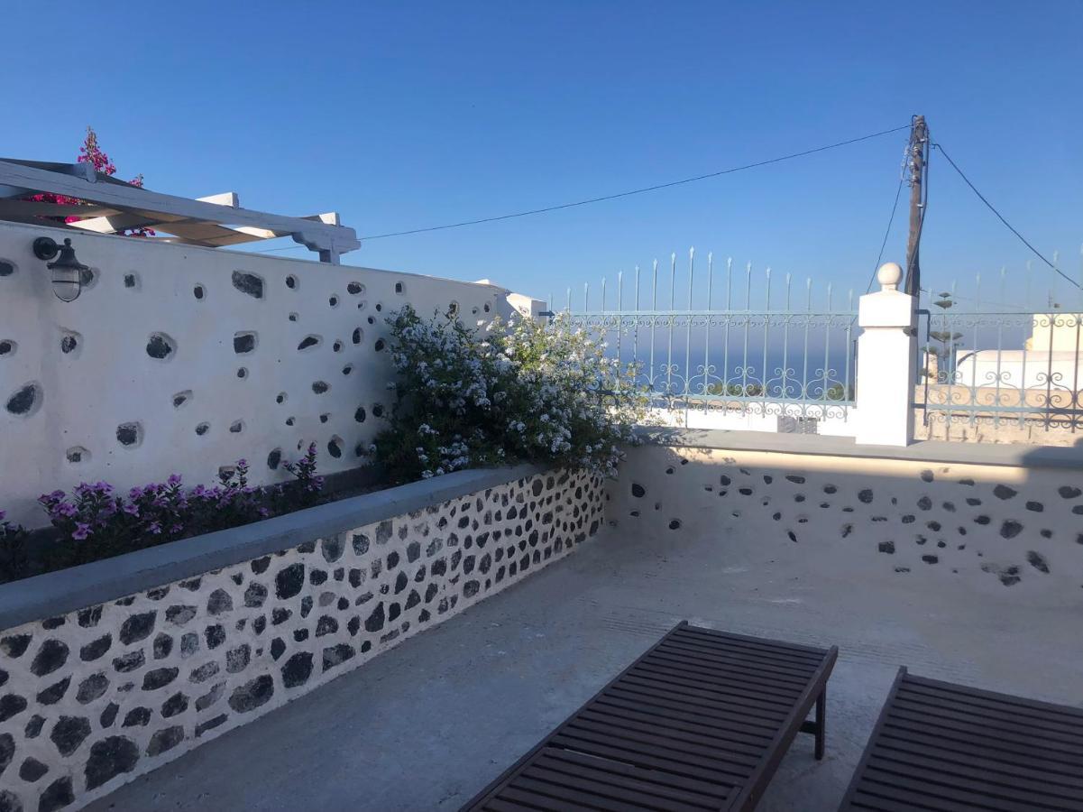 Amaryllis Suites Santorini Фіра Екстер'єр фото