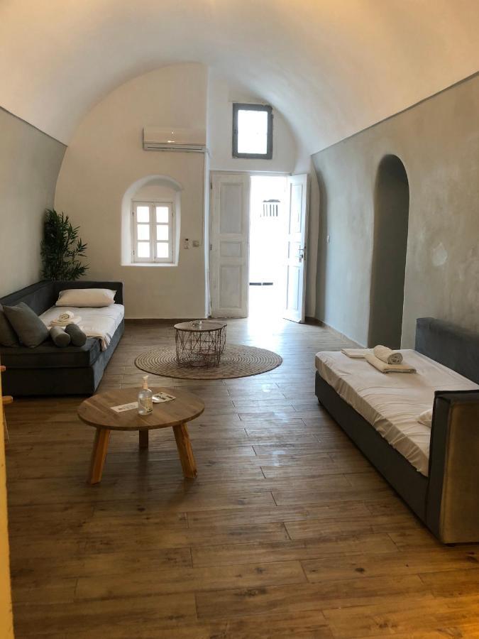 Amaryllis Suites Santorini Фіра Екстер'єр фото