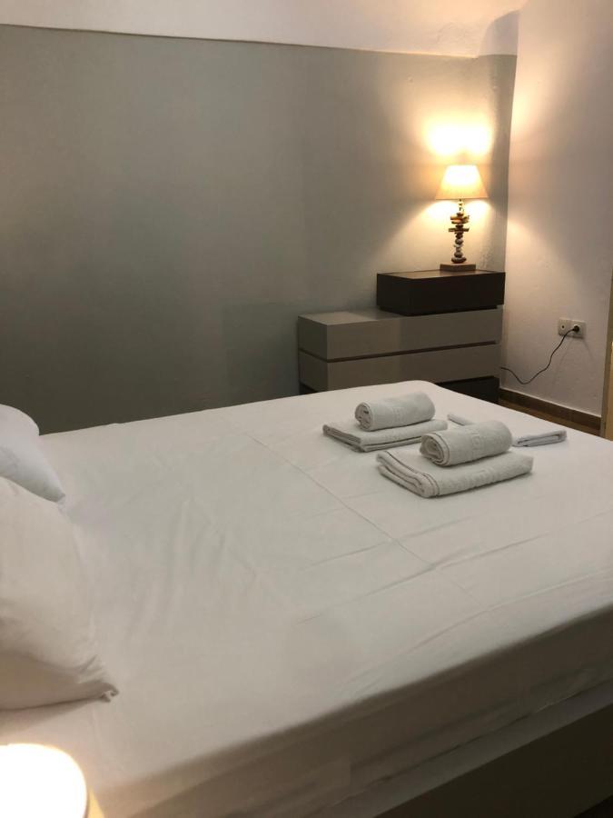 Amaryllis Suites Santorini Фіра Екстер'єр фото
