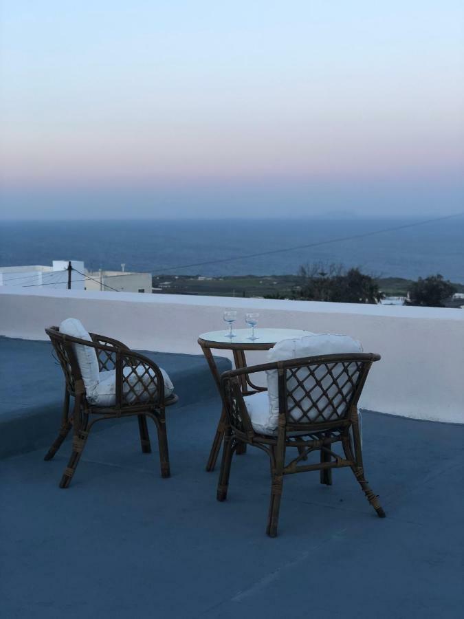 Amaryllis Suites Santorini Фіра Екстер'єр фото